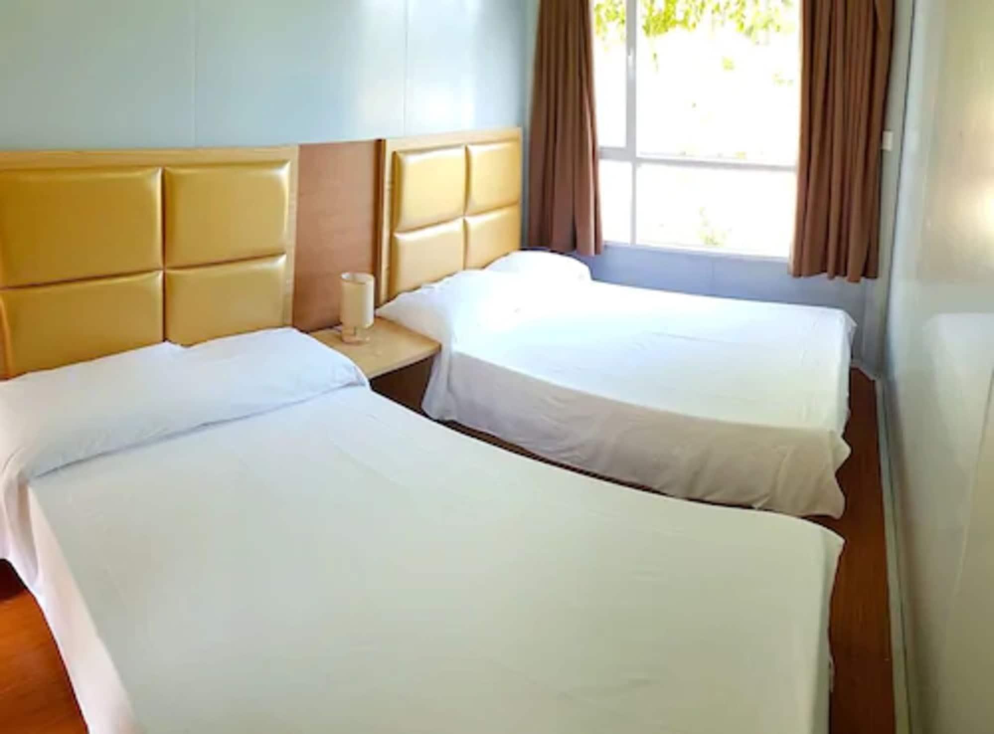 Saipan Vegas Resort Bagian luar foto